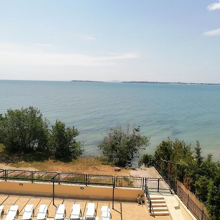 Хоризонт М Apartment Sveti Vlas Exterior foto