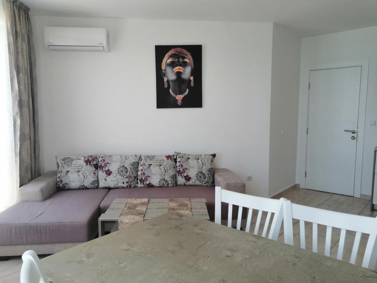 Хоризонт М Apartment Sveti Vlas Exterior foto
