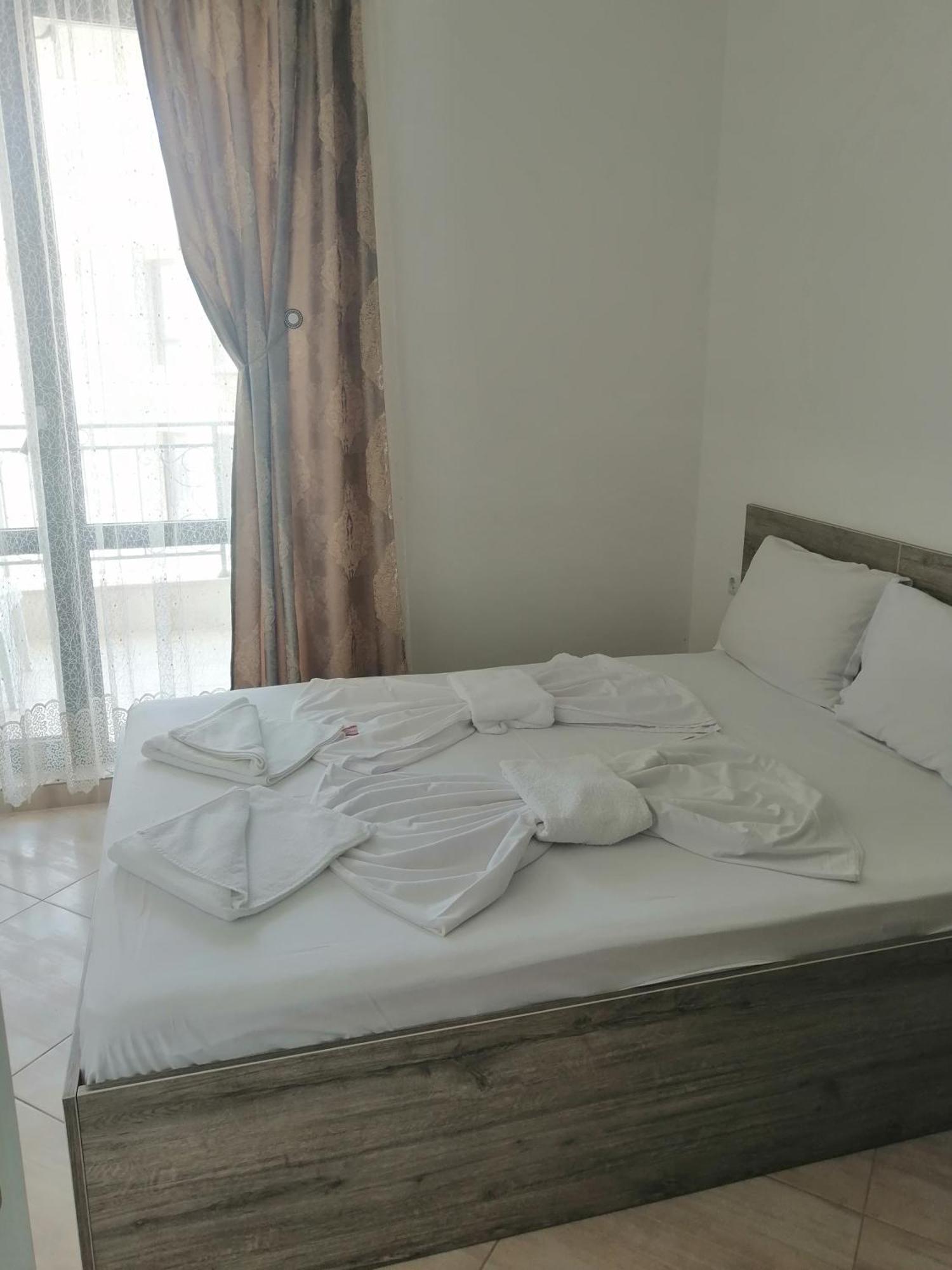 Хоризонт М Apartment Sveti Vlas Exterior foto